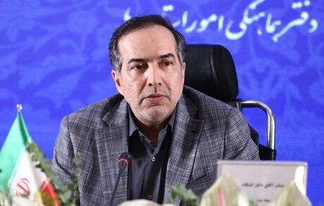 دبیرکل مجمع رسانه‌ها انتخاب شد