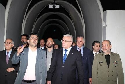 بازدید رئیس مجلس ملی الجزایر از موزه ملی انقلاب اسلامی و دفاع مقدس