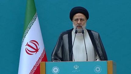 رئیس جمهور: حادثه حرم شاهچراغ شیراز نشانه استیصال دشمن است و بی پاسخ نخواهدماند