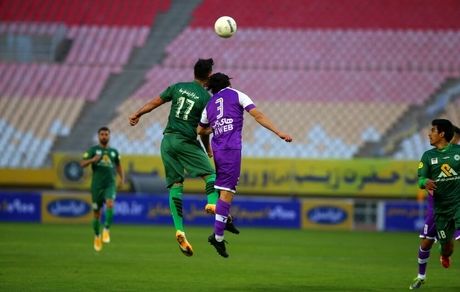 ذوب‌آهن نیم فصل را با شکست مقابل هوادار به پایان رساند