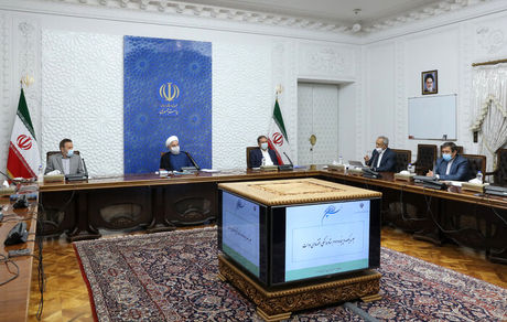روحانی: تامین نیازهای مردم و حمایت از تولید کنندگان همچنان اولویت دولت است