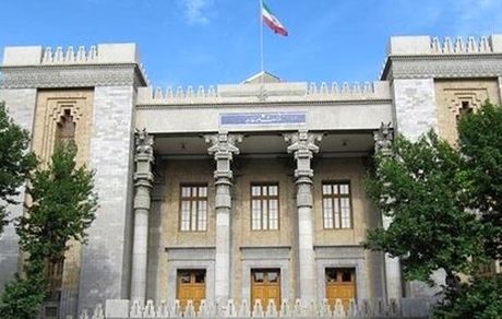 بیانیه ۴۱ دیپلمات‌ پیشین درباره دولت جدید آمریکا