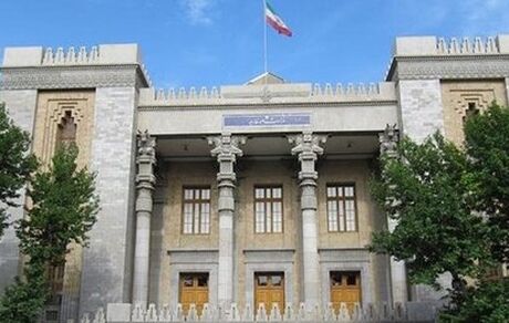 بیانیه ۴۱ دیپلمات‌ پیشین درباره دولت جدید آمریکا