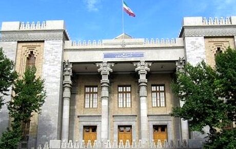 بیانیه ۴۱ دیپلمات‌ پیشین درباره دولت جدید آمریکا