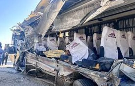 واژگونی اتوبوس در بزرگراه تهران به کرج، ۴ مصدوم داشت