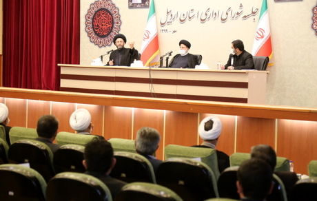 آیت الله رییسی: انسجام و همدلی مسوولان راهکار حل مشکلات کشور است