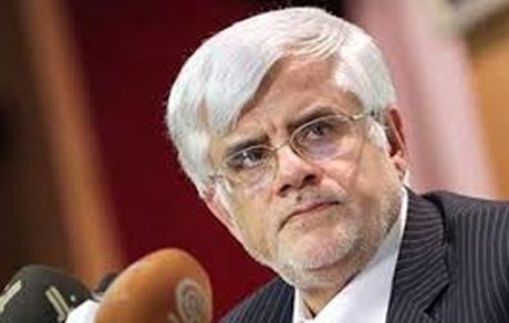 عارف: تا زمانی که ویروس کرونا کنترل نشود از لغو تعطیلی مدارس و دانشگاه‌ها بپرهیزید