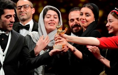  پیام شادباش کانون کارگردانان به عوامل «شیطان وجود ندارد» 