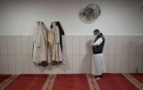 فرانسه، نمازخواندن در دانشگاه‌ها را ممنوع می‌کند!