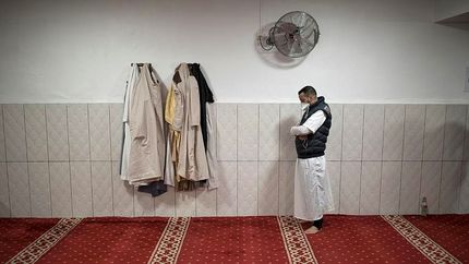 فرانسه، نمازخواندن در دانشگاه‌ها را ممنوع می‌کند!