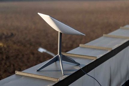 ادعا: ۶۰۰۰ پایانه اینترنت ماهواره‌ای استارلینک بصورت قاچاق به ایران آورده شده است