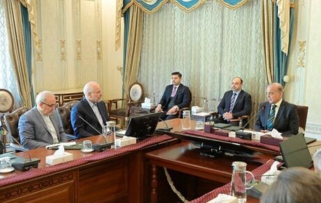 قالیباف: لازم است در حوزه های بانکی، تهاتر و تجارت آزاد با پاکستان اقدامات بیشتری شود