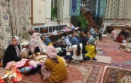 اسکان ۱۲۰۰ زلزله‌زده خویی در مساجد شهر ارومیه