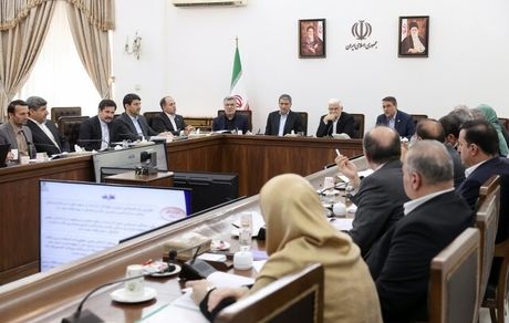 عارف: هیچ تصمیمی برای انحلال سازمان امور عشایر ایران گرفته نشده است