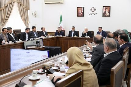 عارف: هیچ تصمیمی برای انحلال سازمان امور عشایر ایران گرفته نشده است