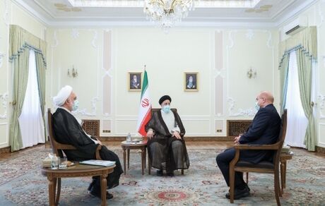 تاکید سران قوا بر اهمیت وحدت کلمه برای تداوم توسعه و پیشرفت کشور