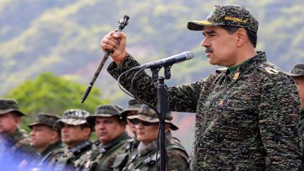 رئیس جمهور ونزوئلا، مبارزه مسلحانه با حمله آمریکا را تصویب کرد