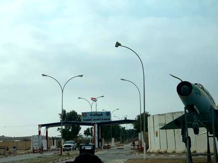 ورود تجهیزات نظامی آمریکایی به پایگاه هوایی «عین الاسد» در غرب عراق