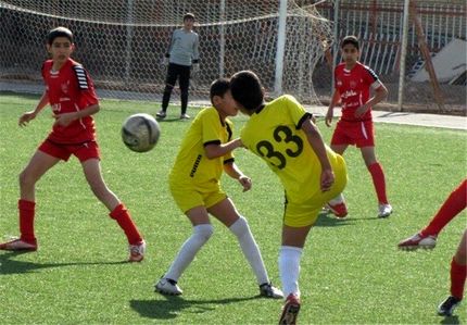 بازی فینال لیگ برتر فوتبال نونهالان نیمه تمام ماند / علت: درگیری با داور
