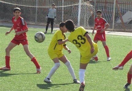 بازی فینال لیگ برتر فوتبال نونهالان نیمه تمام ماند / علت: درگیری با داور
