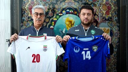 رنگ لباس تیم‌های ملی ایران و ازبکستان مشخص شد
