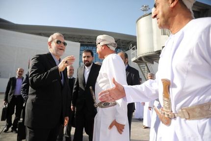 لاریجانی فردا به عمان می‌رود