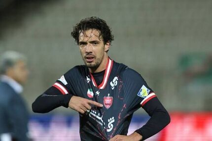 بازگشت هافبک مونته‌نگرویی پرسپولیس به ایران