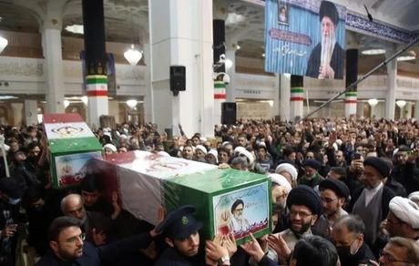 نماز عید سعید فطر در مصلی امام خمینی (ره) اقامه شد