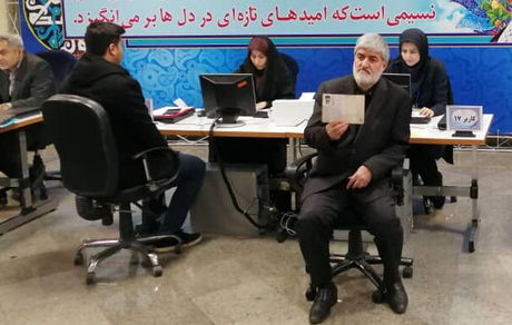 
مطهری: گویا اراده‌ای برای سلب آبروی نمایندگان فعلی وجود دارد 