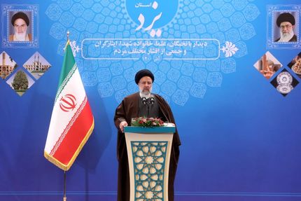 رتبه برتر یزدی‌ها در حوزه‌های مختلف نتیجه فرهنگ اصیل و سختکوشی، پرکاری و قناعت است/ در تحول و توسعه استان یزد فرهنگ و رسوم اصیل یزدی نباید گم شود