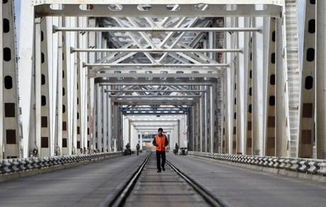 سرمایه گذاری امارات در بخش راه‌آهن و انرژی افغانستان