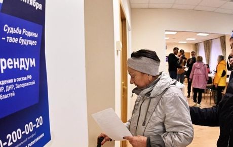 همه‌پرسی در ایالت‌های اشغال شده اوکراین: دونستک بطور رسمی به روسیه ملحق شد