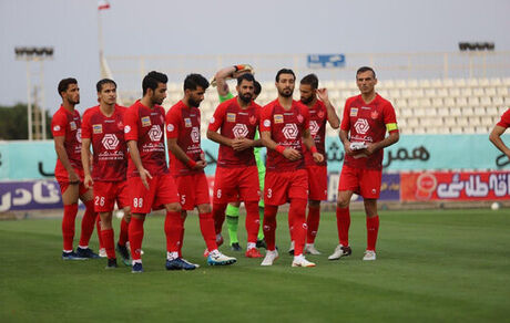 تمرین ۸ بازیکن پرسپولیس با وجود تعطیلی تمرینات