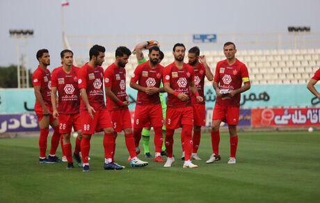 تمرین ۸ بازیکن پرسپولیس با وجود تعطیلی تمرینات