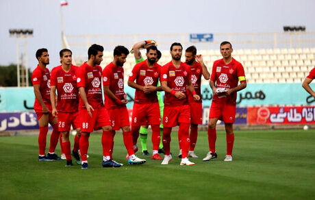 تمرین ۸ بازیکن پرسپولیس با وجود تعطیلی تمرینات