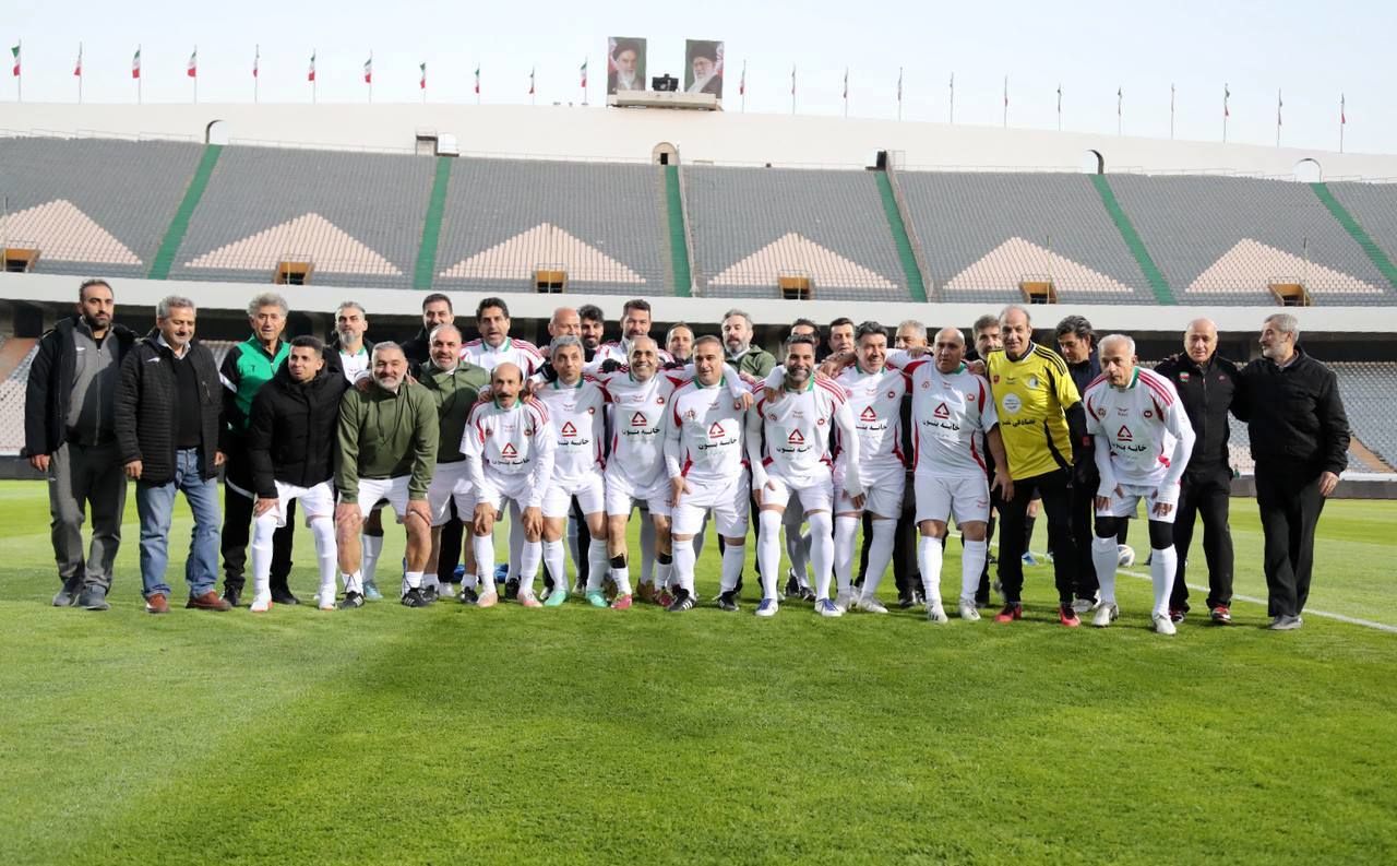 دیدار دوستانه منتخب ۹۸ و سرخابی‌ها 