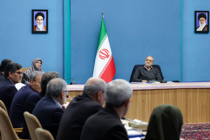 تاکید رئیس جمهور بر ضرورت عملکرد مسئولانه‌تر واحدهای تولیدی و صنعتی بزرگ و کوچک در قبال محیط زیست