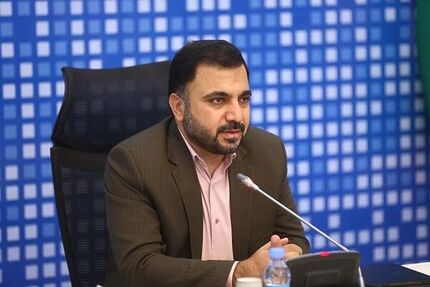 وزیر ارتباطات وعده راه‌اندازی ۴۰۰ سایت نسل پنجم تلفن همراه را در دهه فجر داد