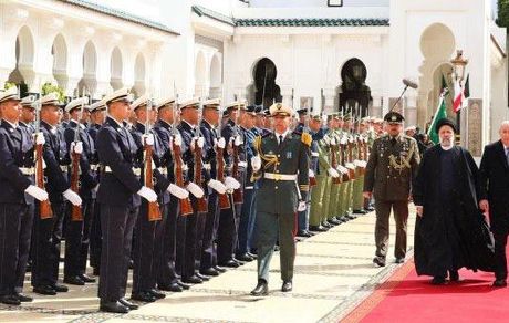 استقبال رسمی رییس جمهور الجزایر از حجت‌الاسلام رییسی