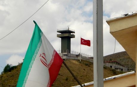 باز شدن مرزها برای تردد زمینی به ترکیه تکذیب شد