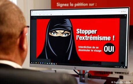 همه‌پرسی درباره منع برقع و روبنده در سوئیس