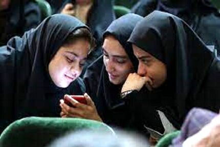 نقش مهم گسترش فضای مجازی در شکل‌گیری کنش‌های دانشجویان