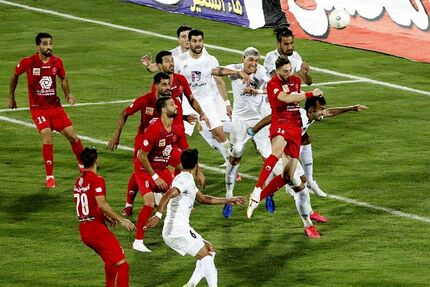 مخالفت جدی پرسپولیس برای بازی با ذوب‌آهن: بازی نمی‌کنیم!