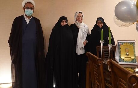 متأسفانه شهدا، فداکاری‌ها و قهرمانی‌ها آن طور که باید به نوجوانان و جوانان نشان داده نشده است