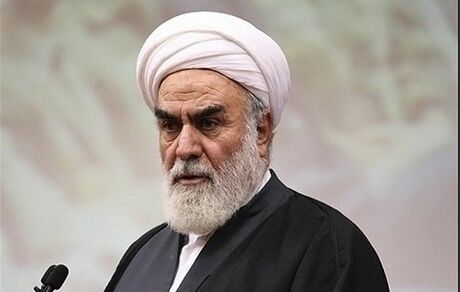 رئیس دفتر مقام معظم رهبری: تسلیم زور نمی‌شویم / اهل جنگ نیستیم