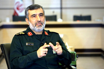سردار حاجی‌زاده: دشمنان به دنبال هک کردن شخصیت ملتها هستند