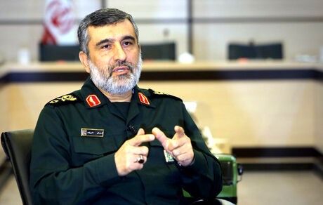 سردار حاجی‌زاده: دشمنان به دنبال هک کردن شخصیت ملتها هستند