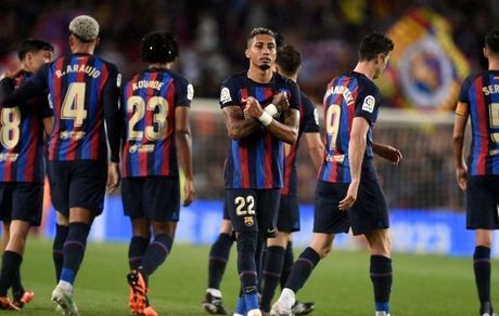 بارسلونا، رئال بتیس را در هم کوبید