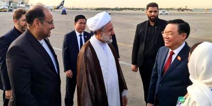 ورود رئیس مجلس ویتنام و هیأت پارلمانی به تهران