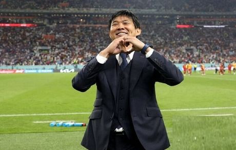 سرمربی تیم ملی ژاپن، چهار سال دیگر ماندنی شد